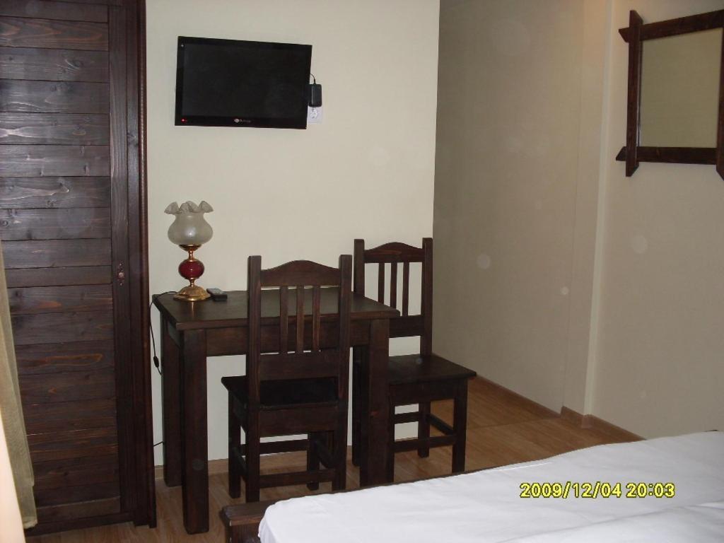 Casa Oana Hotel Jászvásár Kültér fotó