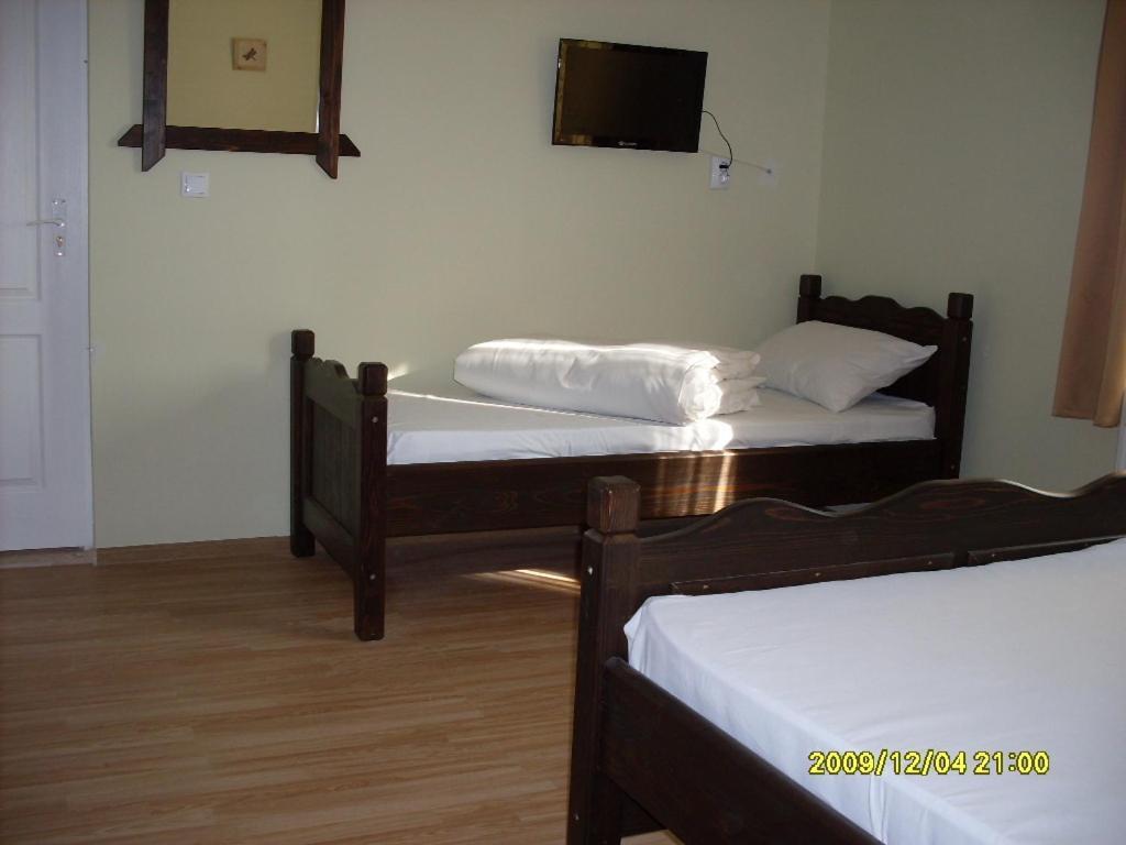 Casa Oana Hotel Jászvásár Szoba fotó