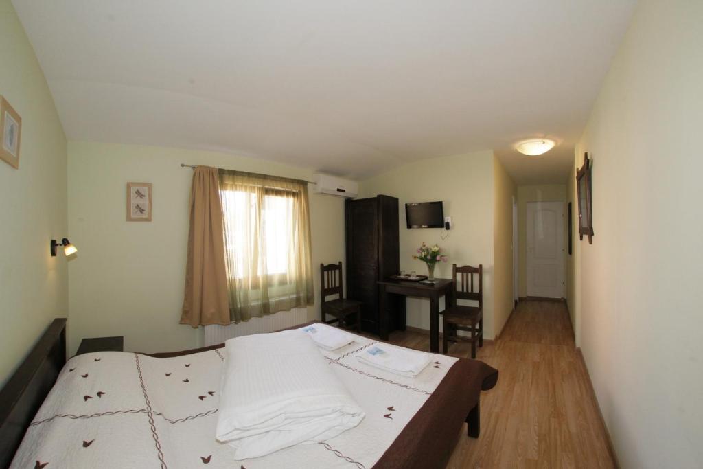 Casa Oana Hotel Jászvásár Szoba fotó
