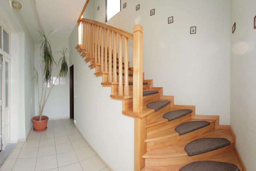 Casa Oana Hotel Jászvásár Kültér fotó
